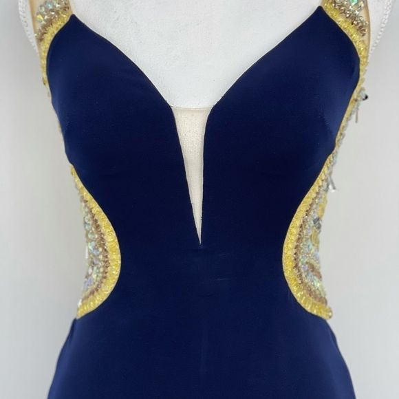 Terani Couture Designer Dress – Size 0 - Picture 6 of 11